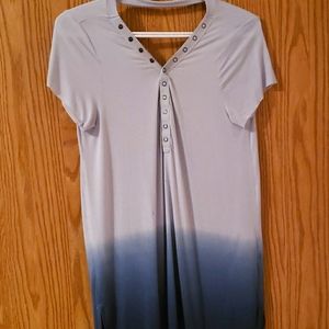 Short sleeve blue top
